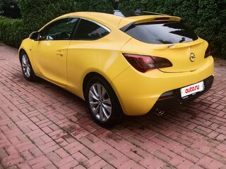 2013 Opel Astra GTC J Рестайлинг, жёлтый, 750000 рублей, вид 3