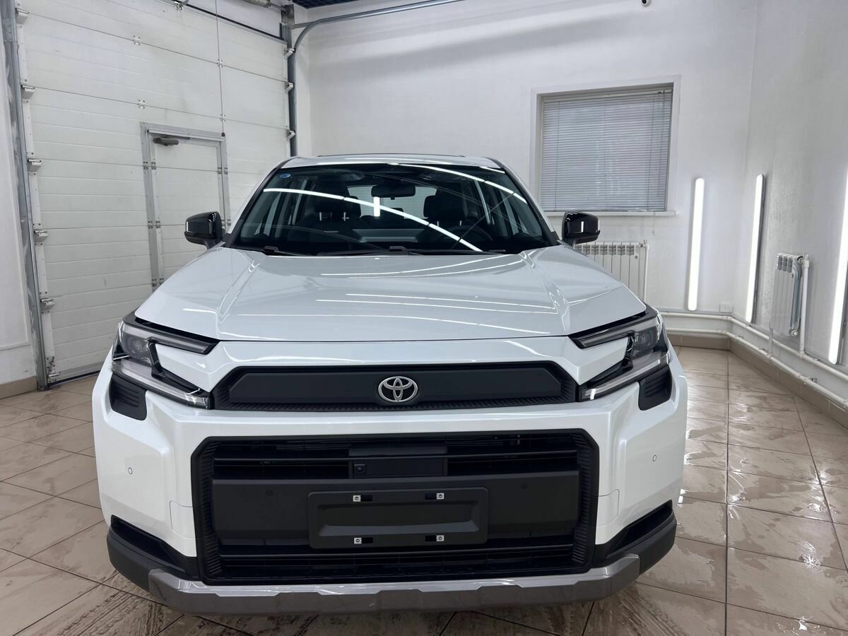 Открыть фотографии: Toyota RAV4 VI (XA60)
