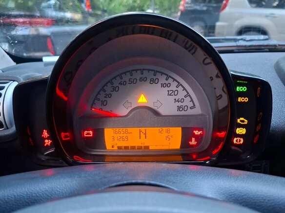 2010 Smart Fortwo II, белый, 550000 рублей - вид 12
