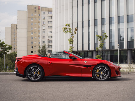 2019 Ferrari Portofino I, красный, 17990000 рублей, вид 3