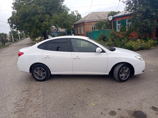2010 Hyundai Elantra IV (HD), белый, 570000 рублей, вид 4