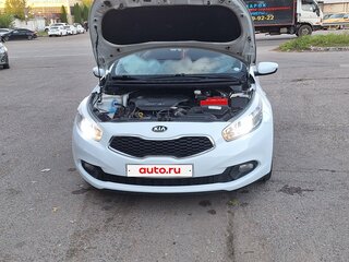 2014 Kia Ceed II, белый, 1300000 рублей, вид 4