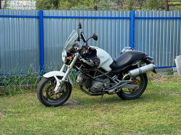 2001 Ducati Monster 400, белый, 250000 рублей - вид 13