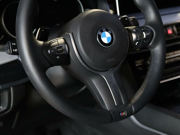 2018 BMW X6 40d II (F16), чёрный, 3649000 рублей - вид 13