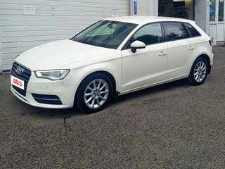 2015 Audi A3 III (8V), белый, 1100000 рублей, вид 1