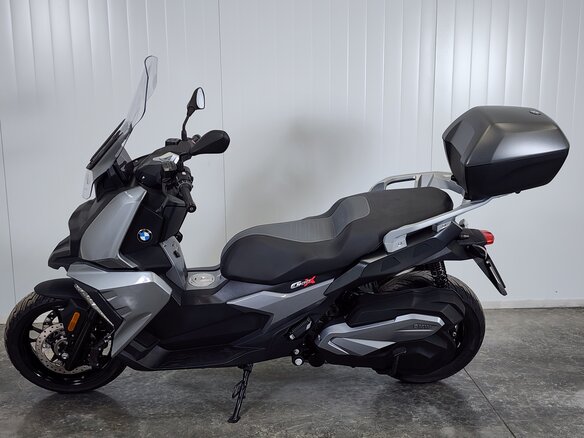 2022 BMW C 400 X, серый, 669000 рублей - вид 4