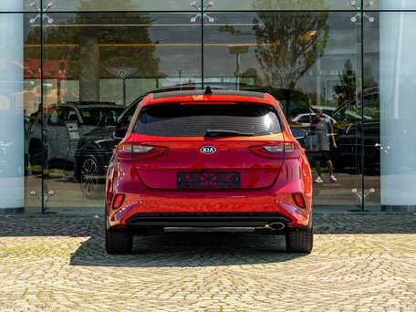 2019 Kia Ceed III, красный, 1455000 рублей, вид 5