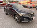 2018 Volkswagen Touareg III, синий - вид 1