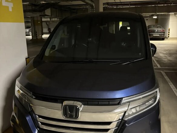2018 Honda Stepwgn Spada V Рестайлинг, синий, 1690000 рублей