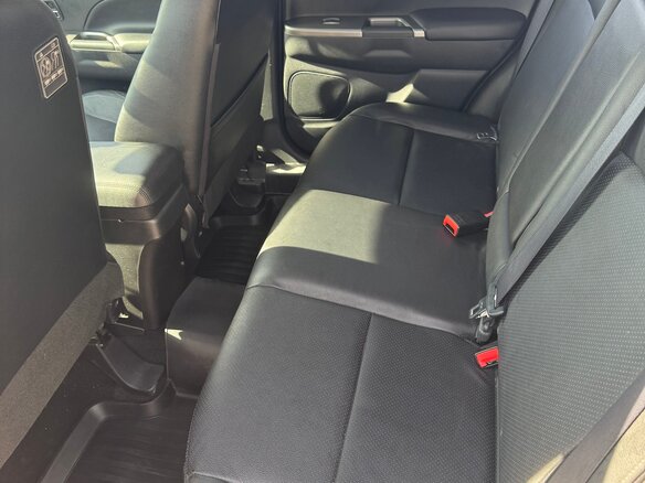 2017 Mitsubishi ASX I Рестайлинг 2, серебристый, 1700000 рублей - вид 12