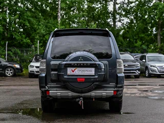 2007 Mitsubishi Pajero IV, серый, 1020001 рублей, вид 4