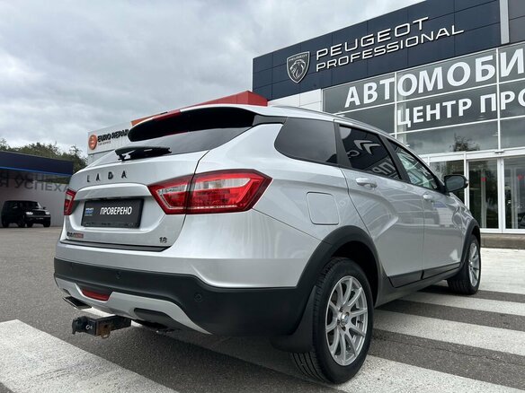 2019 Lada (ВАЗ) Vesta SW Cross I, серебристый, 1230000 рублей - вид 8