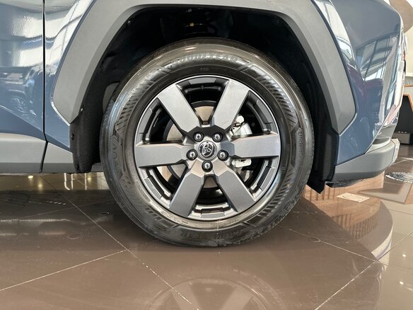 2026 Toyota RAV4 VI (XA60), синий, 4530000 рублей - вид 7