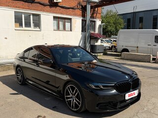 2022 BMW 5 серии 530i xDrive VII (G30/G31/G38) Рестайлинг, чёрный, 4599000 рублей, вид 3