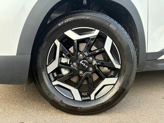2026 Kia Seltos I Рестайлинг, белый, 3090000 рублей, вид 2