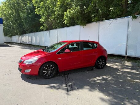2012 Opel Astra J, красный, 535000 рублей, вид 4