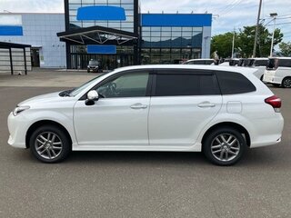 2017 Toyota Corolla Fielder XI (E160, E170, E180) Рестайлинг 1, белый, 912000 рублей, вид 5