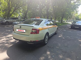 2018 Skoda Octavia III (A7) Рестайлинг, белый, 690000 рублей, вид 4
