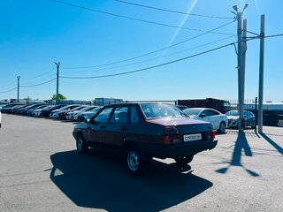1999 Lada (ВАЗ) 21099, красный, 99999 рублей, вид 4