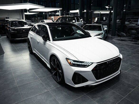 2022 Audi RS 6 IV (C8), белый, 13200000 рублей - вид 6