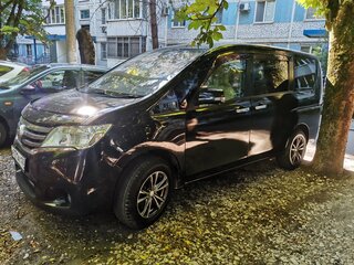 2011 Nissan Serena IV (C26), чёрный, 1300000 рублей, вид 1