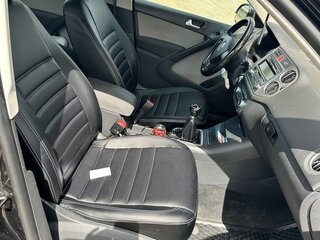 2010 Volkswagen Tiguan I, чёрный, 829000 рублей, вид 5