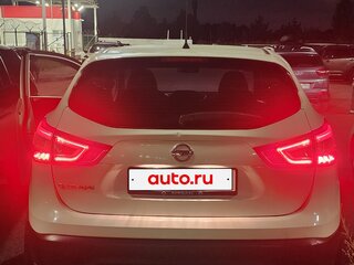 2014 Nissan Qashqai II, белый, 1070000 рублей, вид 2
