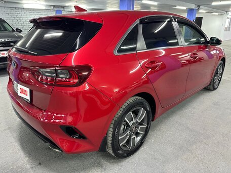 2019 Kia Ceed III, красный, 1495000 рублей, вид 5