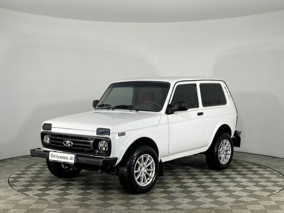 2017 Lada (ВАЗ) 2121 (4x4) I Рестайлинг, белый, 580000 рублей