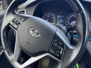 2016 Hyundai Tucson III, серый, 2000000 рублей, вид 4