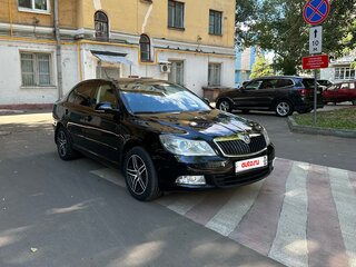 2012 Skoda Octavia II (A5) Рестайлинг, чёрный, 690000 рублей, вид 1