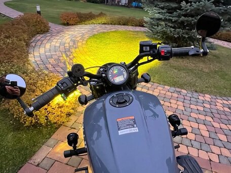 2023 Indian Scout, серый, 1350000 рублей, вид 3