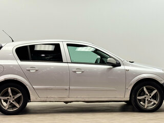 2007 Opel Astra H Рестайлинг, серебристый, 135000 рублей, вид 5
