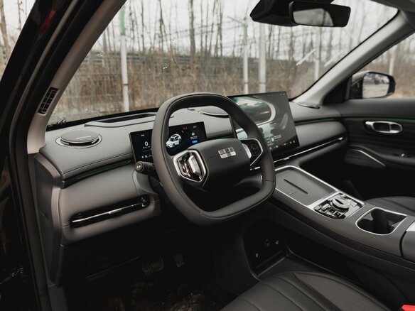 2026 Geely EX5 Гибрид EM-i, чёрный, 3935290 рублей - вид 19