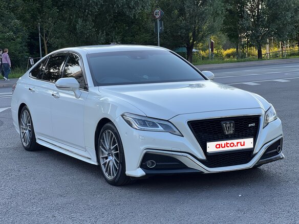 2019 Toyota Crown XV (S220), белый, 3500000 рублей - вид 4