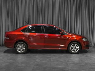2014 Volkswagen Polo V, красный, 929000 рублей, вид 5