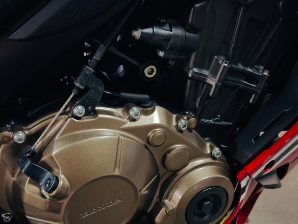 2020 Honda CBR 650R, красный, 900000 рублей - вид 13