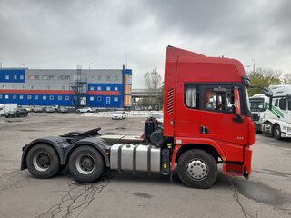 2023 Shacman (Shaanxi) SX4258, красный, 4235000 рублей, вид 4