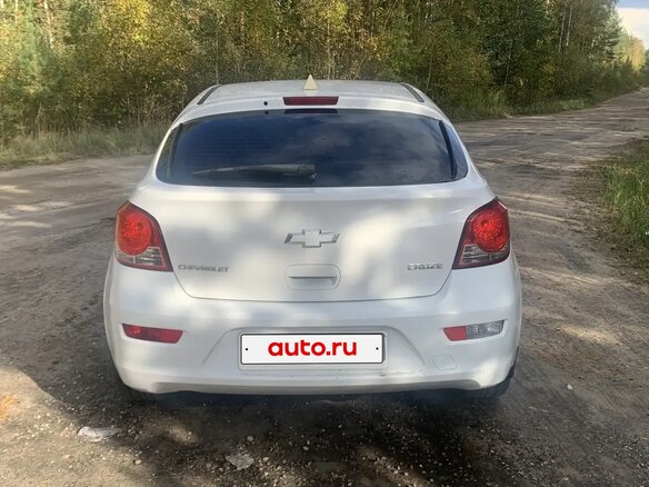2013 Chevrolet Cruze I Рестайлинг, белый, 530000 рублей - вид 2
