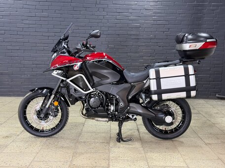2016 Honda VFR 1200X (Crosstourer), красный, 1155000 рублей, вид 4