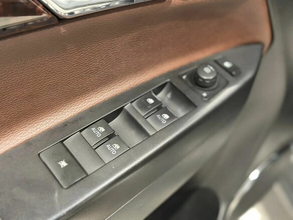 2012 Opel Antara I Рестайлинг, белый, 960000 рублей - вид 17