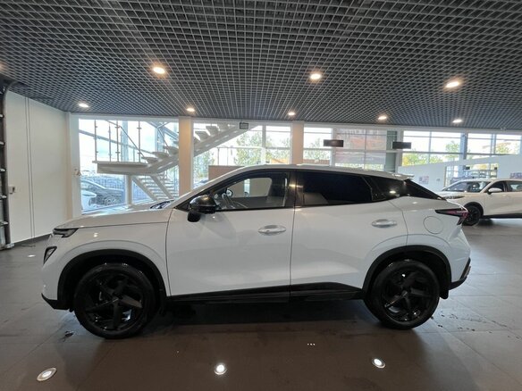 2023 Omoda C5 I, синий, 1675000 рублей - вид 5