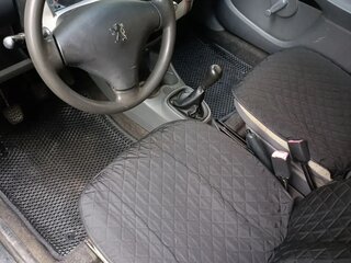 2008 Peugeot 107 I, чёрный, 205000 рублей, вид 5