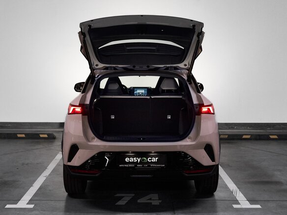 2026 Lynk & Co 06 I Рестайлинг, бежевый, 2912000 рублей - вид 10