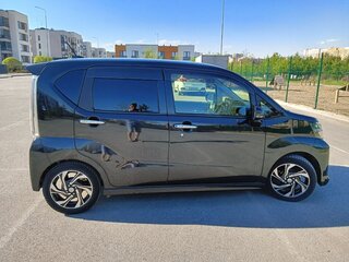 2019 Daihatsu Move VI Рестайлинг, чёрный, 910000 рублей, вид 4