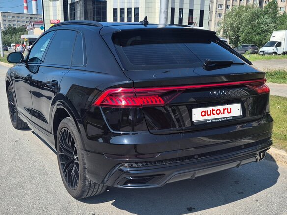 2022 Audi Q8 55 TFSI I (4M), чёрный, 8600000 рублей - вид 6