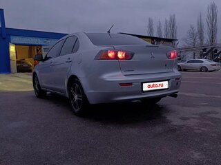 2012 Mitsubishi Lancer X Рестайлинг, серебристый, 750000 рублей, вид 3