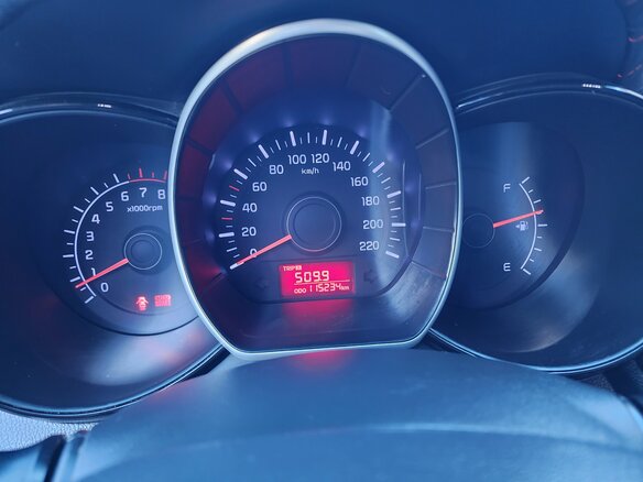 2012 Kia Rio 5-speed III, белый, 810000 рублей - вид 13