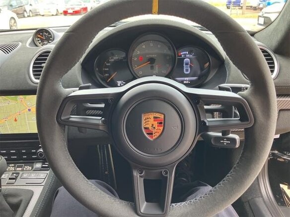 2023 Porsche Cayman GT4 RS II 718 (982), чёрный, 22500000 рублей - вид 24