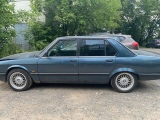 1982 BMW 5 серии 525i II (E28), серый, 225000 рублей, вид 4
